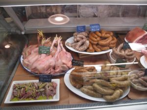 Quails, free-range chickens, and wonderful sausages