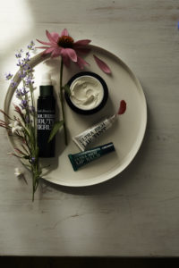 Clark's Botanicals products feature Jasmine Absolute, a precious essential oil that naturally rebalances skin. It's derived from nocturnally-blooming flowers, and is also antibacterial, anti-inflammatory and immuno-stimulating.
