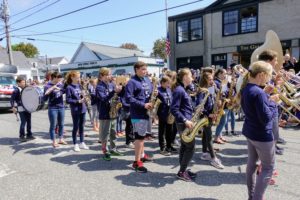 Next was another local elementary school band - all the kids enjoy marching in this event every year. The students play saxophones, trombones and other woodwind and brass instruments.