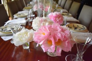There were peonies lining the entire length of the Brown Room dining table - it looks so cheerful and inviting.