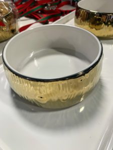 And for the holidays, why not provide your pets with fun gold faux bois ceramic pet bowls. Each bowl holds up to 35-ounces of food or water and measures 6.5-inches in diameter.