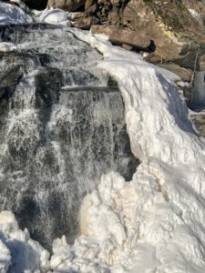 I took several photos of the flowing water and frozen falls. The weather here in the Northeast has been so erratic - we have snow and ice one day and then lots of melting and temperatures in the 40s and 50s the next.