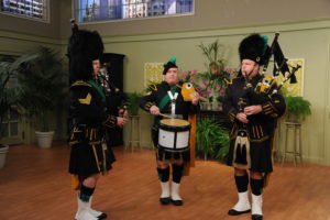 Before performing in the annual New York City parade on Fifth Avenue, a few members of the NYPD Pipes and Drums kicked off our St. Patrick’s Day-themed program.