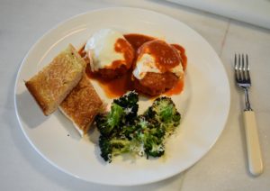 Finally, plate the meatballs alongside slices of garlic bread and broccoli and then serve! Two easy to make meals that you and your family will love. Order your Martha & Marley Spoon meal kits right now! Just click on the highlighted links above and enjoy these menu offerings!