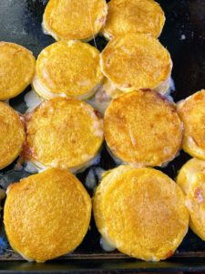 These arepas are so delicious. These corn arepas were served with mozzarella cheese.