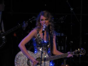 Taylor Swift sang about passion, proms, and teenage love.