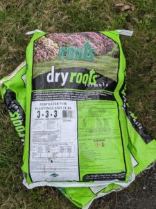 If you follow this blog regularly, you know how important it is to add a good quality fertilizer to the soil. We use dryroots, a natural granular fertilizer with nitrogen, potassium sulfate, iron, magnesium, kelp meal, vitamins, and humic acids to improve soil and plant health.
