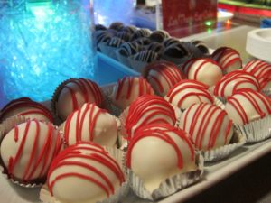 Edda Martinez also offered Petit Fours:  Vanilla Rum, Guava, and Chocolate.  Also Cake Balls:  Red Velvet and Chocolate