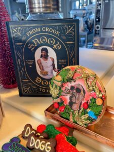 Snoop's 2018 cookbook "From Crook to Cook" features OG soul food staples like Baked Mac & Cheese and Fried Bologna Sandwiches with Chips, and new takes on classic weeknight favorites such as Soft Flour Tacos and Easy Orange Chicken. It's such a fun collection of recipes the entire family will love.