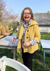 Here's antiques expert Elizabeth Jackson posing for a snapshot after another successful sale!