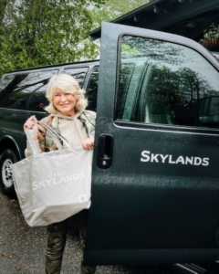 Did you see this photo on @MarthaStewart48? My houseguest and good friend, Douglas Friedman, gifted all of us with these great totes from Pacific Tote Company. They're so durable and great for carrying all our stuff. (Photo taken by Douglas Friedman)