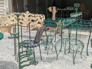 Earlier this month, I gathered all my mismatched, timeworn, metal garden furniture along with some pieces that had been incorrectly painted, and prepared a painting area outside my Winter House carport, so all the furniture could be repainted the same Bedford gray.