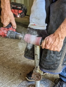 This is a hoof buffer attachment for a drill. It quickly removes any marks, rings, or gouges on the hoof wall and helps to prep the hoof for the glue-on shoe.