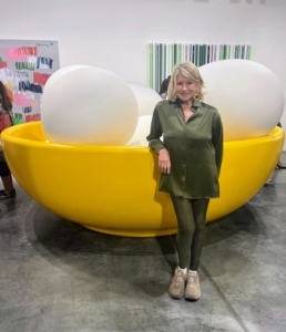 Susan took this photo of me in front of artist Jeff Koons' giant Bowl of Eggs from his acclaimed “Celebration’”series. It was on display as part of White Cube’s ‘Salon’ Collection. This piece has a $7.5 million price tag. I wonder if it sold.