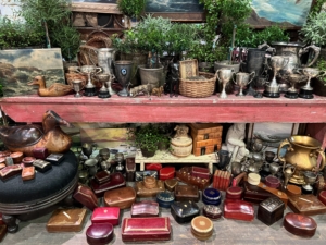 This booth display showed many small leather boxes.