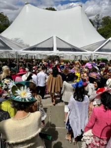 It was a bit cool and cloudy on this day, the first Wednesday of May, but hundreds of guests wearing their fanciful toppers came out for the well-known gathering at Central Park’s Conservatory Garden located at Fifth Avenue and 105th Street.