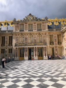The Royal courtyard is all paved in marble with its contrasting colors of black and white stone.