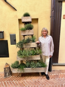 Did you see this image on my Instagram page @MarthaStewart48? Many residents in Umbria create these tiered herb gardens in front of their homes. Very useful, very practical, and very pretty.