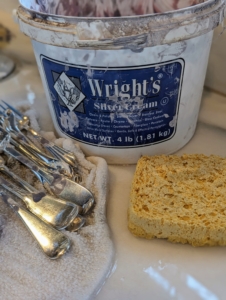 Wright’s Silver Cream is a gentle all-purpose polish that works on all types of silver. It also works nicely on stainless steel and chrome and comes in a big tub.