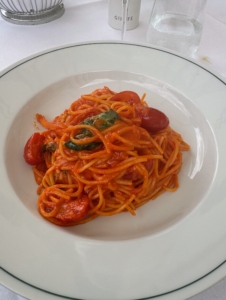 And spaghetti linguini with tomatoes and basil.