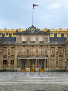 The Royal courtyard is all paved in marble with its contrasting colors of black and white stone.