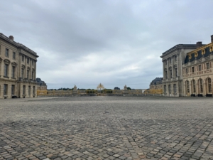 Versailles sprawls across more than 2000 acres. The Palace itself is a massive 721,206 square feet of space.