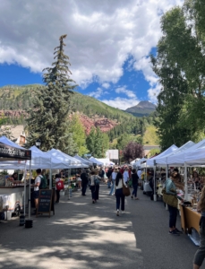 Whenever I travel, I always enjoy visiting as many places as possible. We had some time to stop at a charming farmers market.