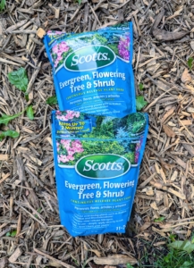 We're using Scott's Evergreen, Flowering Tree & Shrub Continuous Release Plant Food, which is great for evergreens, dogwoods, hydrangeas, magnolias and many other acid-loving trees and shrubs.