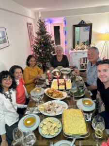 Cheryl DuLong, who works at my home Skylands, enjoyed her Thanksgiving in New York City with her family - her son Torrey and his wife Michaela, her mom Sharon, her aunt Rosanne, her sister Michele and Sharon's partner, Gerry.