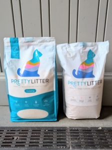 One of the products I use regularly is PrettyLitter, a special odor controlling, health monitoring gel crystal formula that's available in clumping and non clumping varieties.