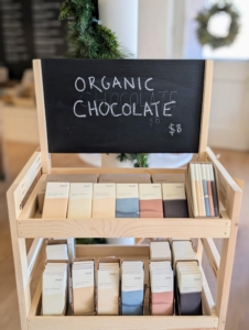 Mast is also proud to offer its delicious organic chocolate made from simple, sustainable ingredients, and ethical sourcing. It is the same thoughtfully-made chocolate sold at Mast's previous locations.