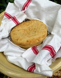 There are also bread baskets filled with warm, fresh pita breads.