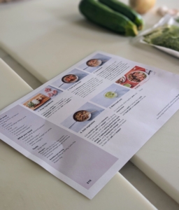 … And images on the back showing each of the main preparation steps. Plus, we include the ingredients list, the tools or supplies necessary, and a rundown of the nutrition values. These recipe cards are great to save for future use.