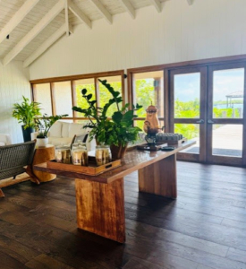 After a 15-minute drive from the airport, they arrived at COMO’s welcome center for refreshments before departing on a scenic 35-minute boat ride.