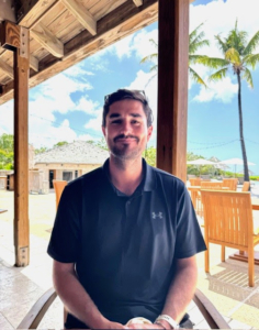Dorian enjoyed a complimentary lunch with Dr. Ed Butler, Director of Marine Science & Sustainability at COMO Hotel. Before joining COMO Hotels and Resorts in 2022, Dr. Ed led a UK government-funded grant focused on improving sustainability and management of small-scale fisheries in the Turks and Caicos. His research centered on the social-ecological system sciences — the study of linked systems between people and nature — with the aim of uncovering solutions for conservation issues.