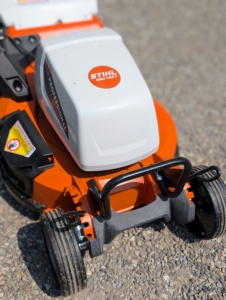 This 22-inch deck, long-lasting, powerful battery push mower makes accurate cuts and easy running wheels for maneuvering and line holding during operation.