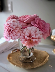 I hope you can bring in some of the beauty of the outdoors inside, and enjoy the colors and fragrances of your garden's flowers.