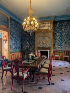 The Dining room was a central entertaining room at the estate. The room's design and décor reflect the Rosens' love for music and the arts.