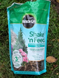 Miracle-Gro Shake 'n Feed provides food for up to three months and is specially formulated to help plants maintain lush foliage and colorful blooms.