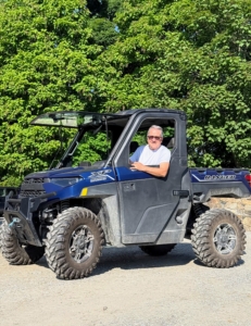 The season is going by quickly. Thanks for documenting so many of our finer days and evenings here at the farm, Carlos. Keep taking beautiful photos.