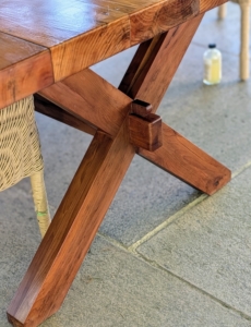 Look at the legs after they are completely cleaned and oiled. The oil is left to dry and then the table is wiped with a dry cloth the next day to remove any excess.
