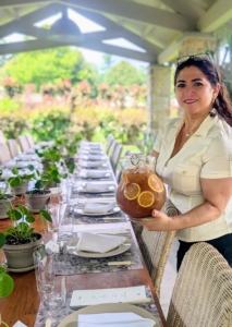 Enma made lots of fresh iced teas for the guests including my popular pomegranate iced tea made using concentrate from our friends at POM Wonderful.