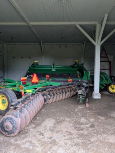 This barn provides adequate air circulation and proper drainage to keep them all dry and safe from the elements.