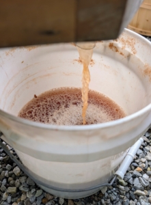 A bushel of apples makes about three gallons of cider. A bushel of apples typically holds about 125 medium apples.