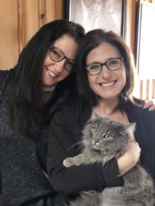 Here is the founder of Rock N' Rescue, Juli Cialone, and co-founder of the therapy program, Marla Valentine. Marla, who is a licensed social worker, spearheaded the cat therapy project and it's doing wonderfully.